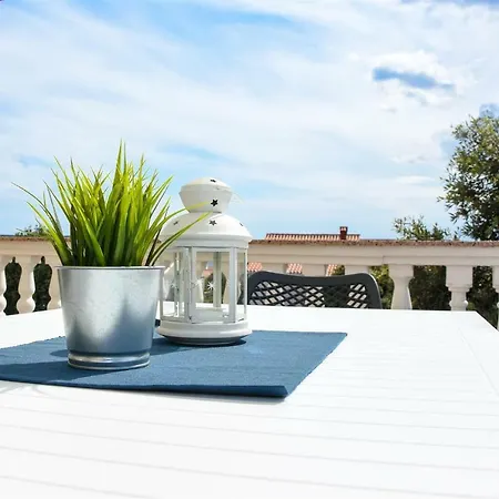 Crnika Apartman Mandre
